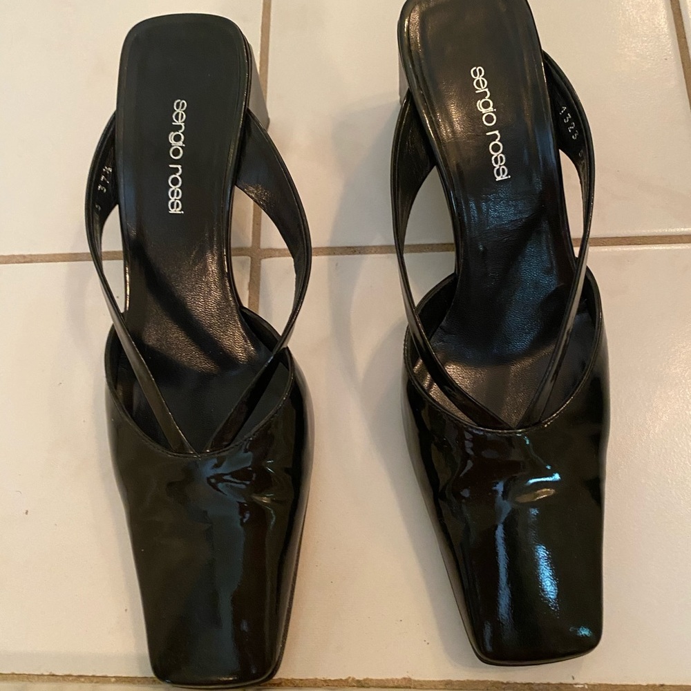 Sergio Rossi Square toe heel